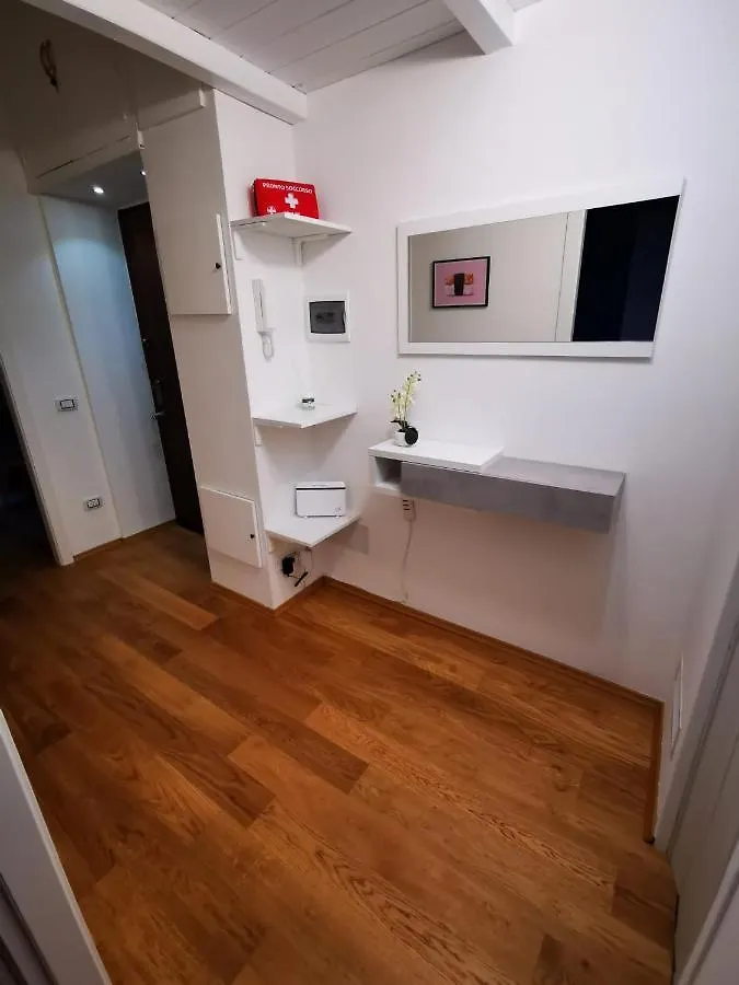 Amio Apartment - Next To M5 Ca Granda Milaan Italië